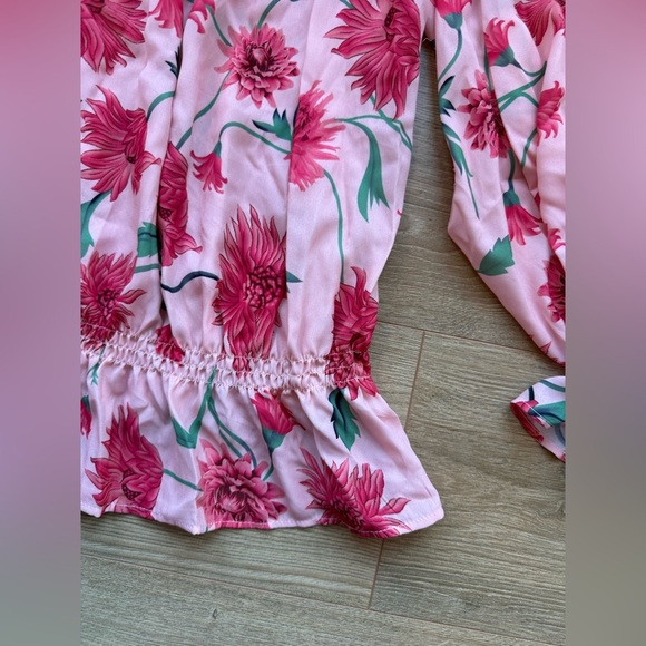 Floral Pink Off-Shoulder Top - Picture 3 of 4